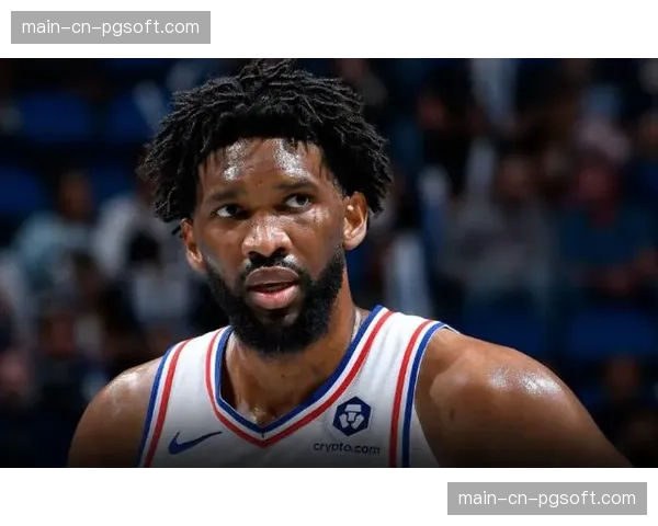 恩比德因膝部酸痛出战成疑，76人客场挑战热火前景蒙尘